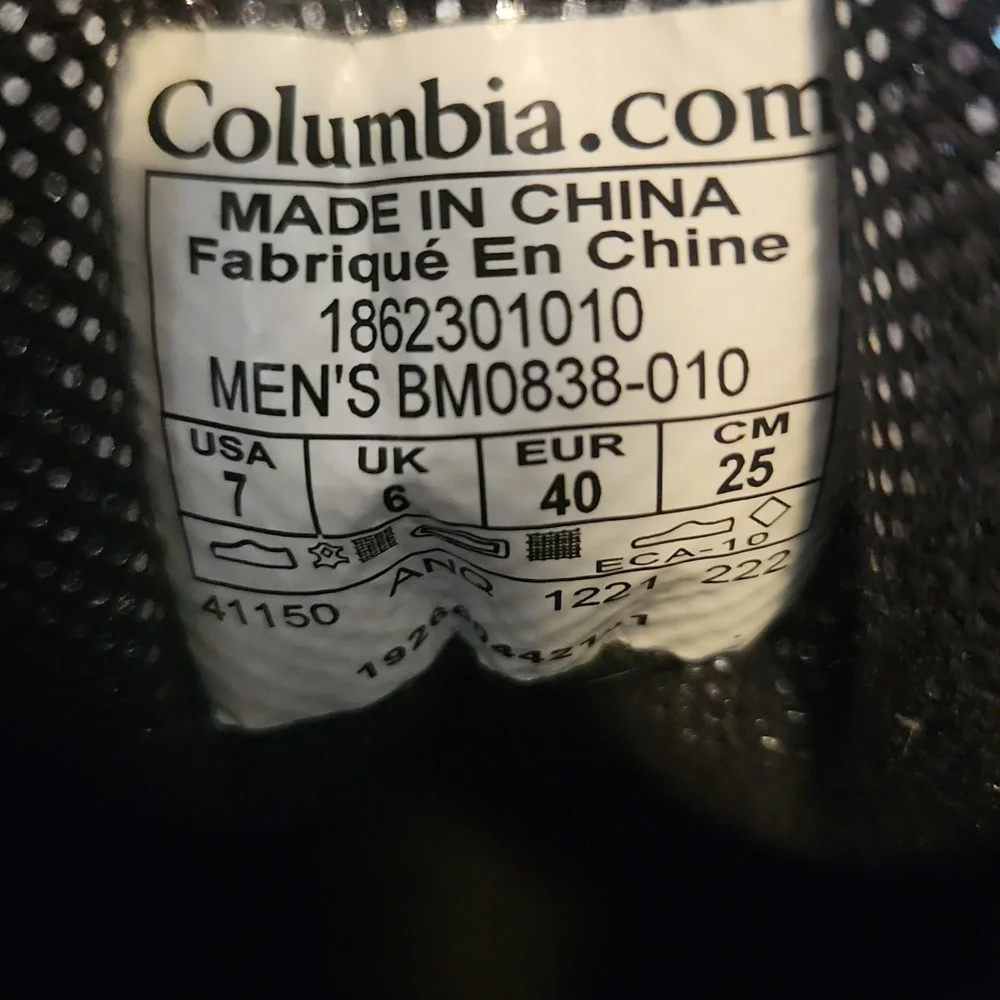 Mens Columbia waterproof snow boots Techlite Men's Size 7